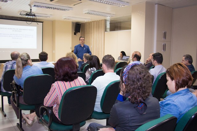 Conselho Municipal de Saneamento recebe visita de equipe da AGIR e apresentação da empresa BSA